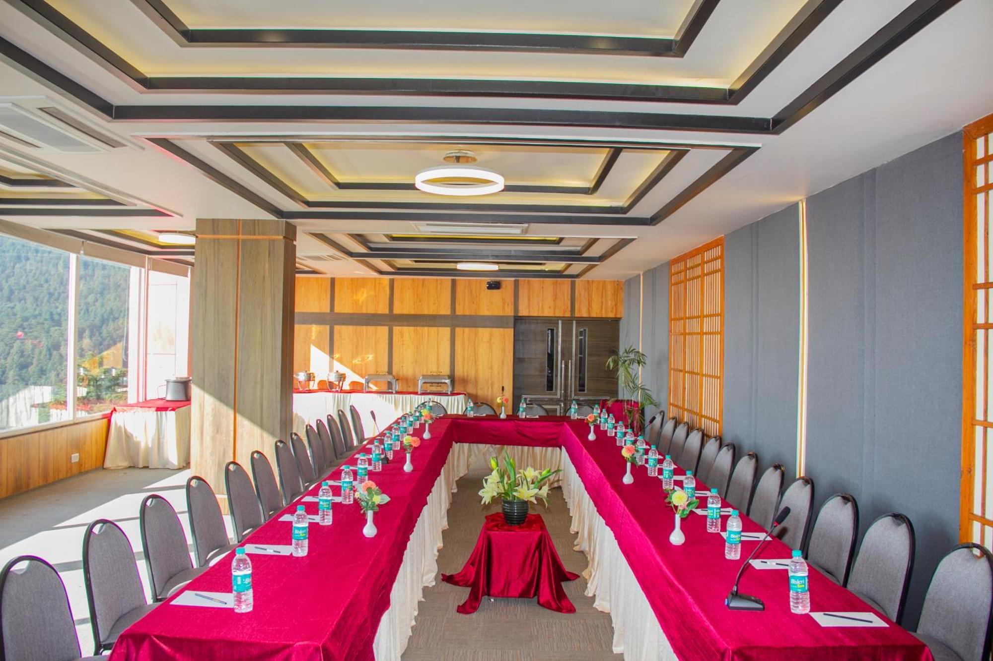 فندق Amritara Surya, Mcleodganj, دارامشالا المظهر الخارجي الصورة